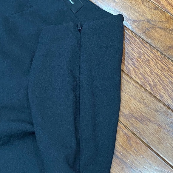 Who what wear black ruffle leg pants. - Picture 6 of 10